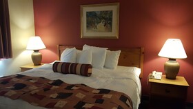Baymont by Wyndham Wichita East