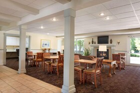 Baymont by Wyndham Wichita East