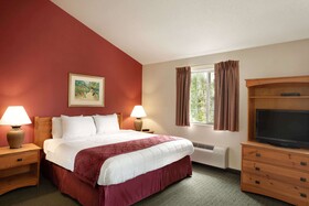 Baymont by Wyndham Wichita East