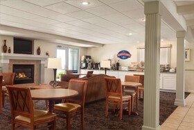 Baymont by Wyndham Wichita East