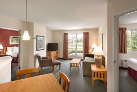 Baymont by Wyndham Wichita East