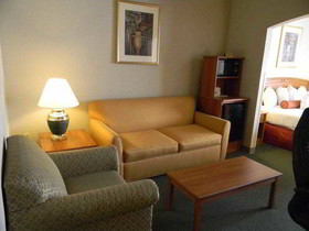Best Western Governors Inn & Suites