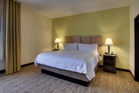 Candlewood Suites Wichita East