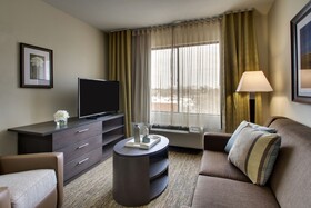 Candlewood Suites Wichita East