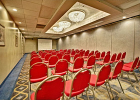 Economy Hotel Plus Wichita