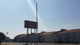 Economy Hotel Plus Wichita