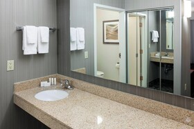 Courtyard by Marriott Wichita East