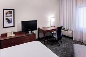 Courtyard by Marriott Wichita East
