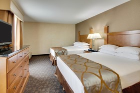 Drury Plaza Hotel Broadview Wichita