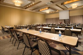 Drury Plaza Hotel Broadview Wichita