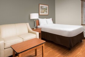 Extended Stay America Select Suites Wichita Airport