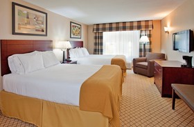 Holiday Inn Express Hotel & Suites Wichita Airport