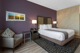La Quinta by Wyndham Wichita Airport