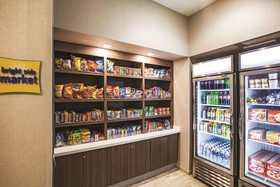 La Quinta Inn & Suites by Wyndham Wichita Northeast