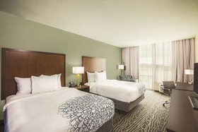 La Quinta Inn & Suites by Wyndham Wichita Northeast