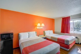 Motel 6 Wichita East