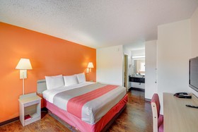 Motel 6 Wichita East