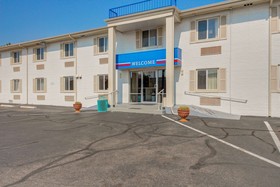 Motel 6 Wichita East