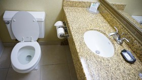 Economy Hotel Plus Wichita