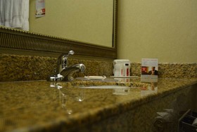 Economy Hotel Plus Wichita
