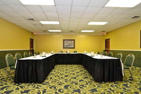 Red Roof Inn & Conference Center Wichita Airport