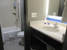 Best Western Plus Bowling Green
