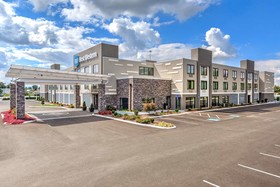 Best Western Plus Bowling Green