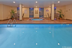 Candlewood Suites Bowling Green