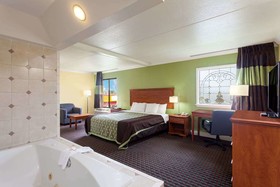 Days Inn by Wyndham Bowling Green