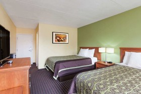 Days Inn by Wyndham Bowling Green