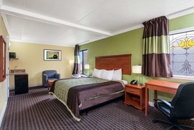 Days Inn by Wyndham Bowling Green