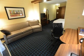 Fairfield Inn & Suites Bowling Green