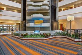 Holiday Inn University Plaza-Bowling Green