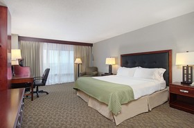 Holiday Inn University Plaza-Bowling Green