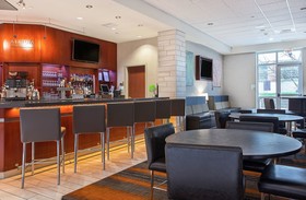 Holiday Inn University Plaza-Bowling Green