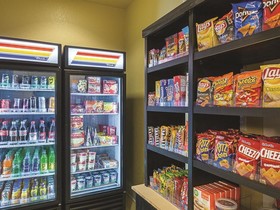 La Quinta Inn & Suites by Wyndham Bowling Green