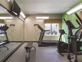 La Quinta Inn & Suites by Wyndham Bowling Green