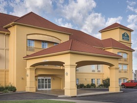 La Quinta Inn & Suites by Wyndham Bowling Green