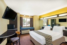 Microtel Inn & Suites by Wyndham Bowling Green