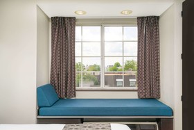 Microtel Inn & Suites by Wyndham Bowling Green