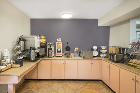 Microtel Inn & Suites by Wyndham Bowling Green
