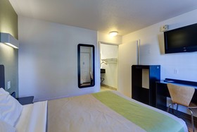 Americas Best Value Inn Bowling Green