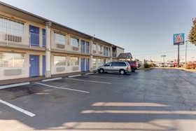 Americas Best Value Inn Bowling Green