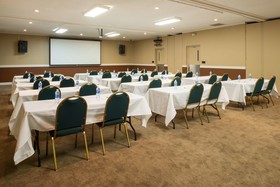 Ramada by Wyndham Bowling Green