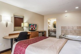 Red Roof Inn Bowling Green