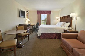 Super 8 by Wyndham Bowling Green North