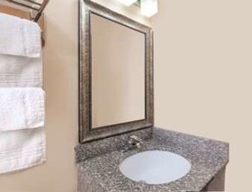 Super 8 by Wyndham Bowling Green South