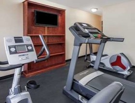 Super 8 by Wyndham Bowling Green South