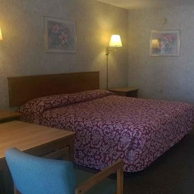 Riverfront Lodge Burkesville