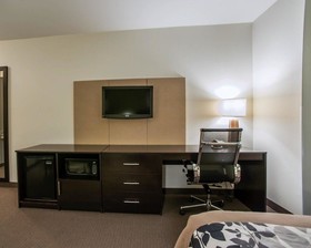 Sleep Inn & Suites
